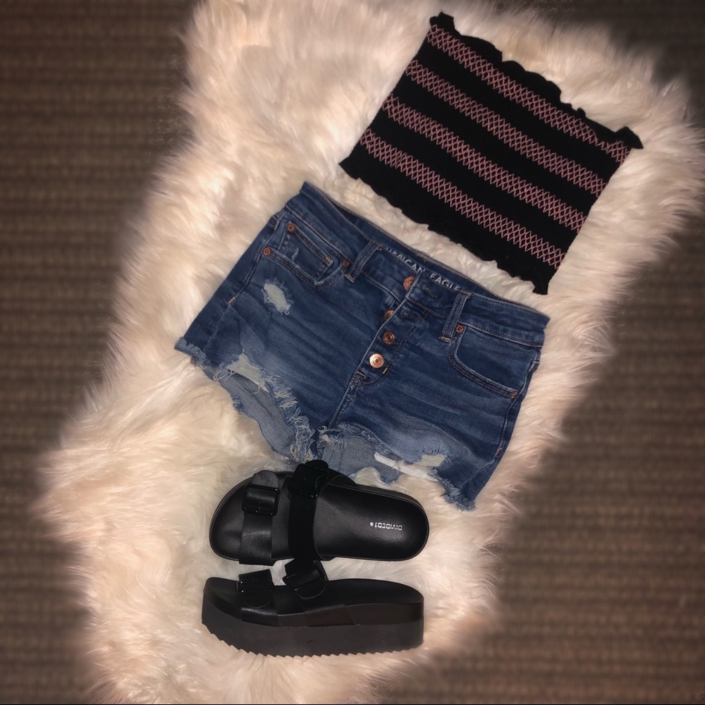 🚨CLOSET PURGE!🚨 Small black & pink tube top